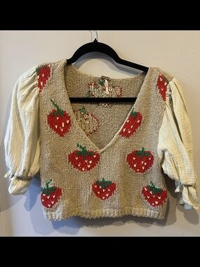 Free People Beige Knit Strawberry V-Neck Cropped Sweater Vest with Puff Sleeves